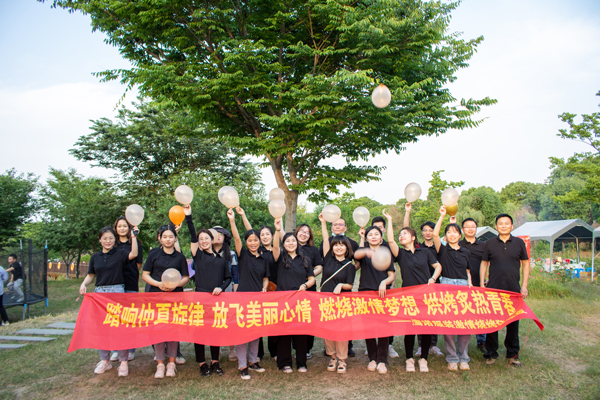  鷹諾達(dá)團(tuán)建工作服
